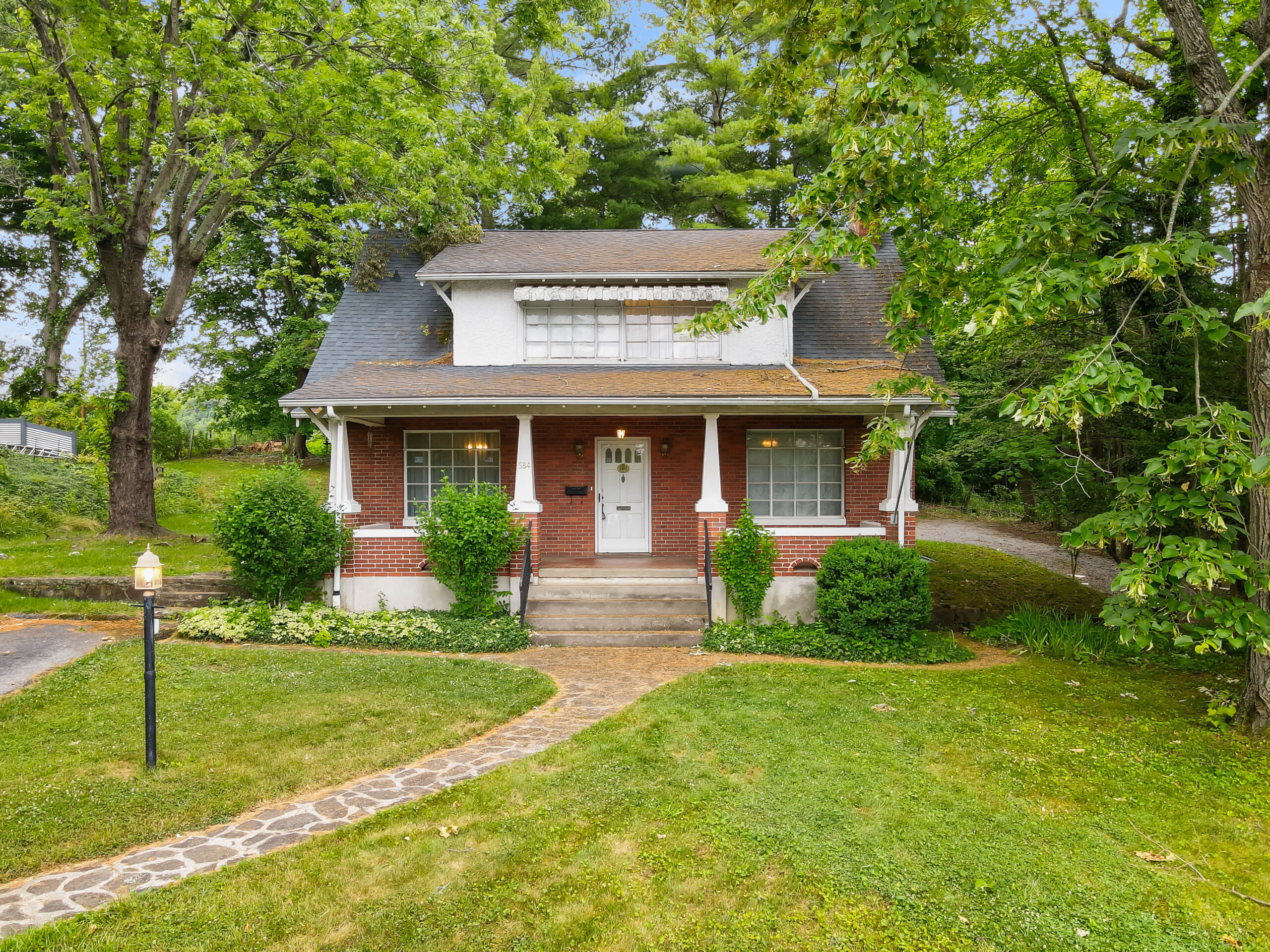584 Prospect Ave Pulaski, VA