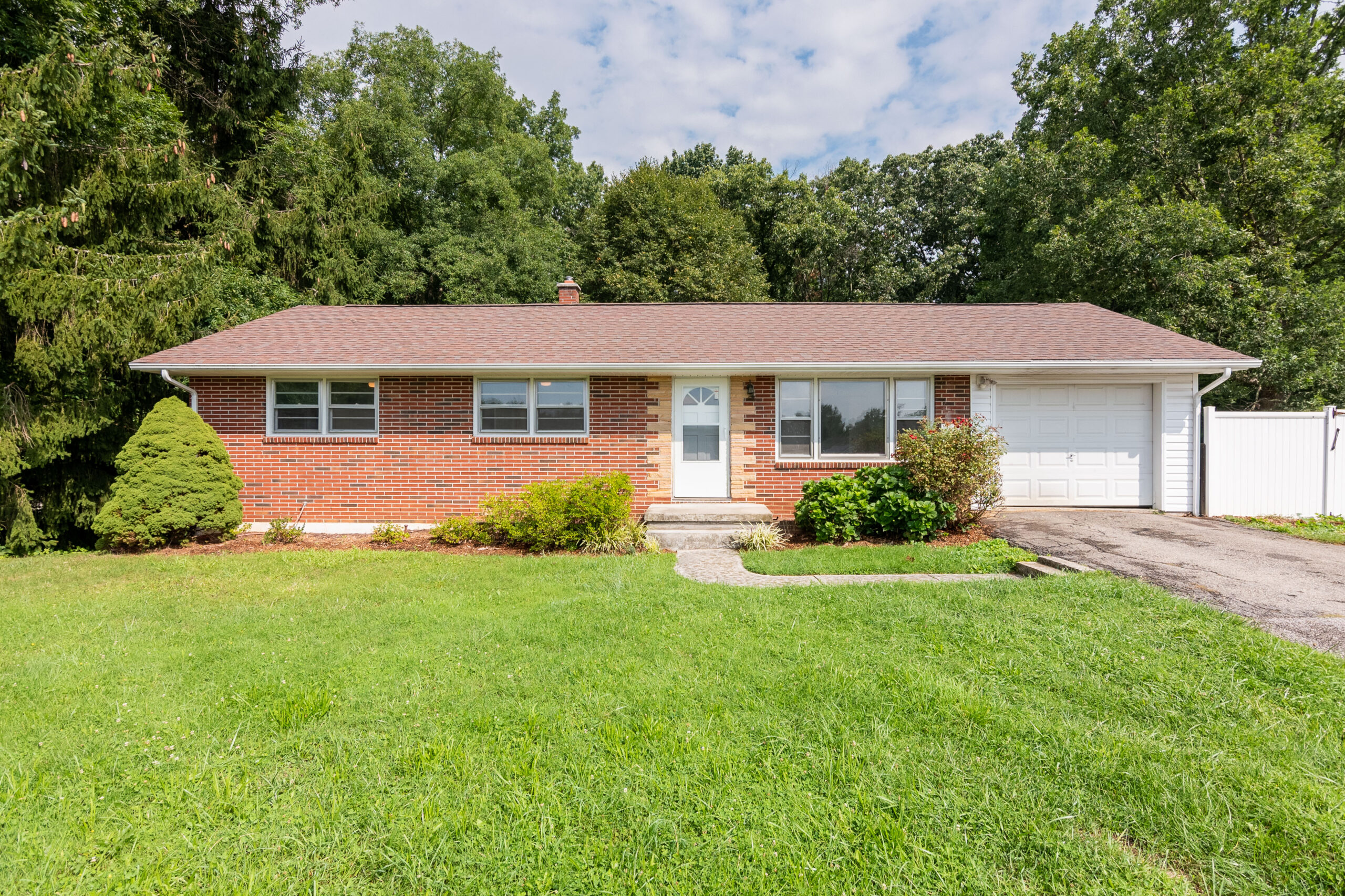 206 Givens Ln, Blacksburg, VA