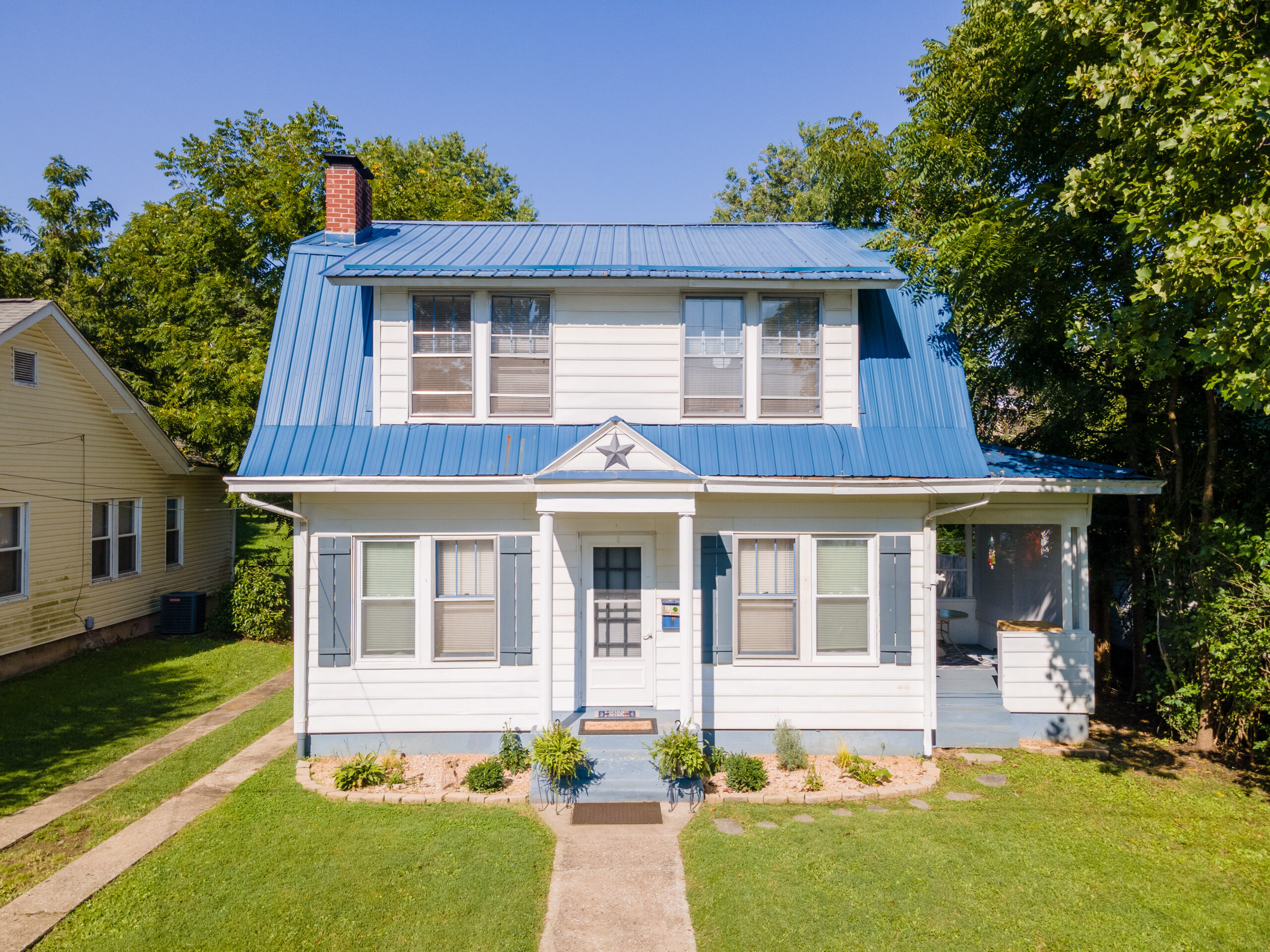 208 Lake St. Pulaski, VA