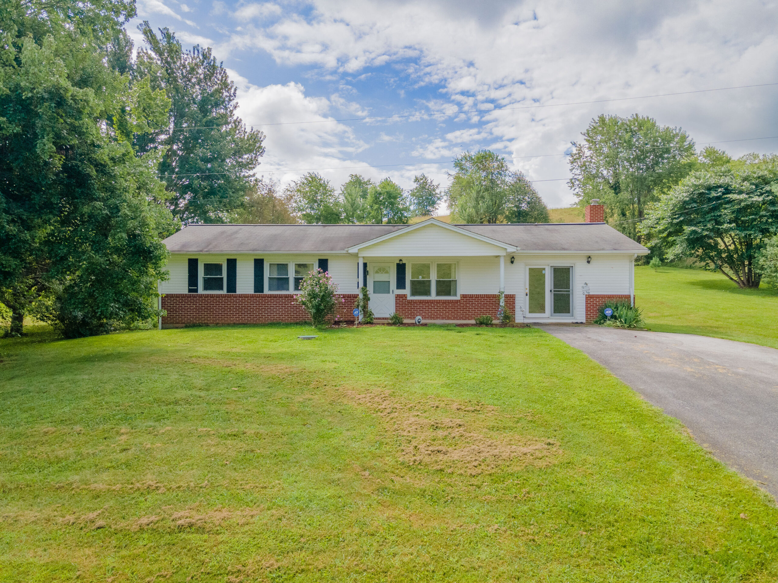 2914 Cedar Springs Rd Sugar Grove, VA