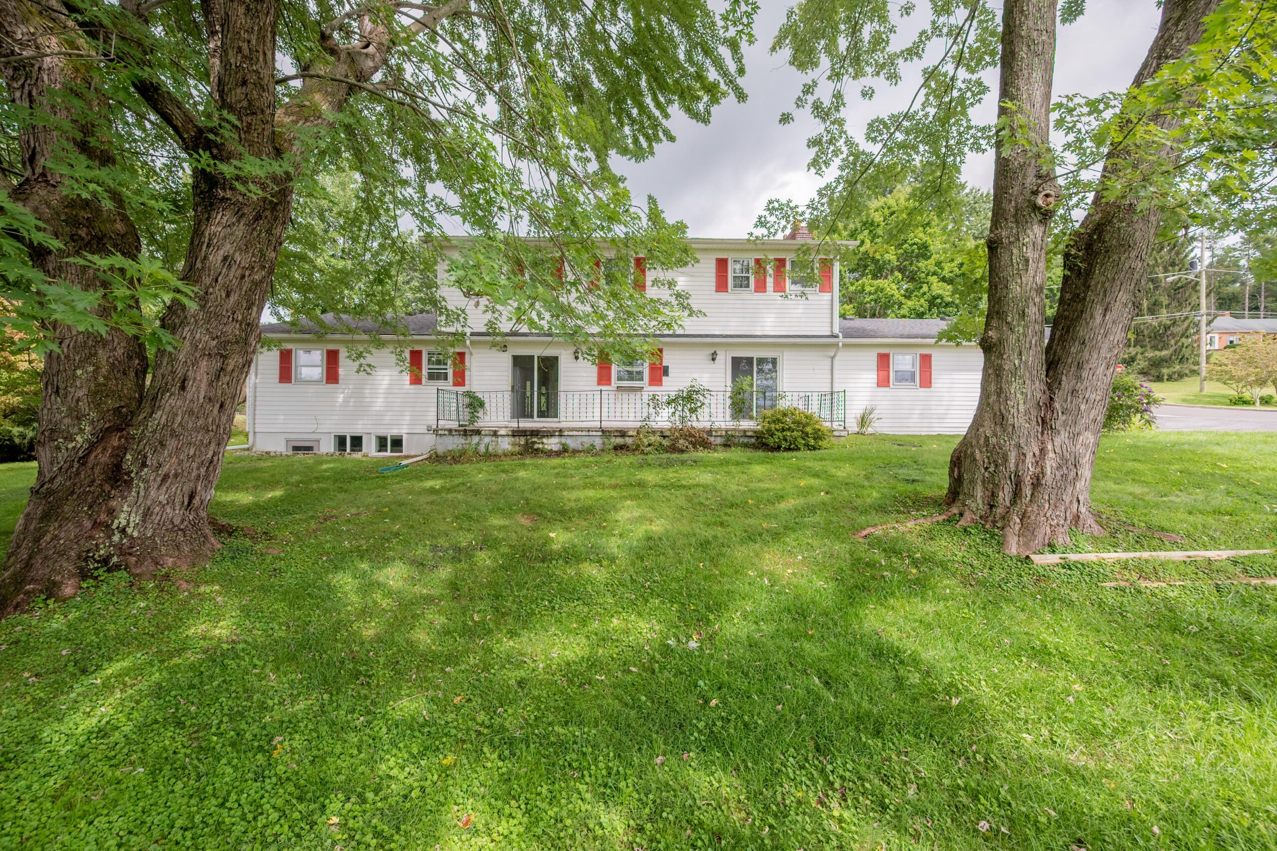 200 Holly St Marion, VA