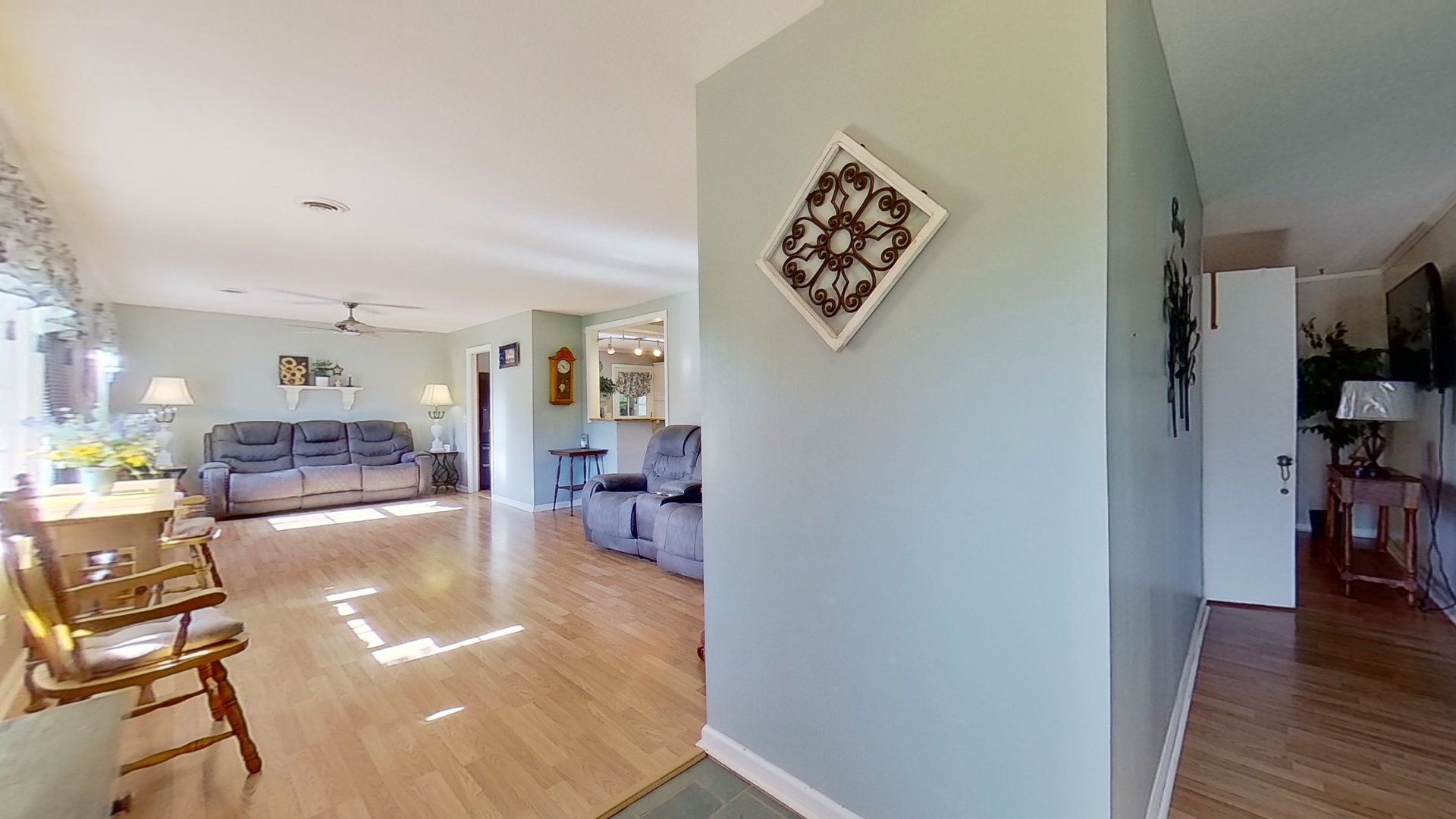 6702 Fancy Gap Hwy, Fancy Gap, VA 24328