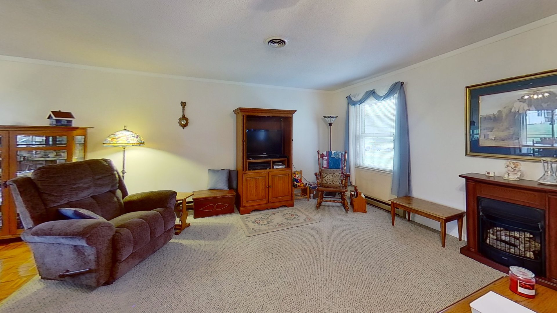 619 Railroad Dr, Marion, VA 24354