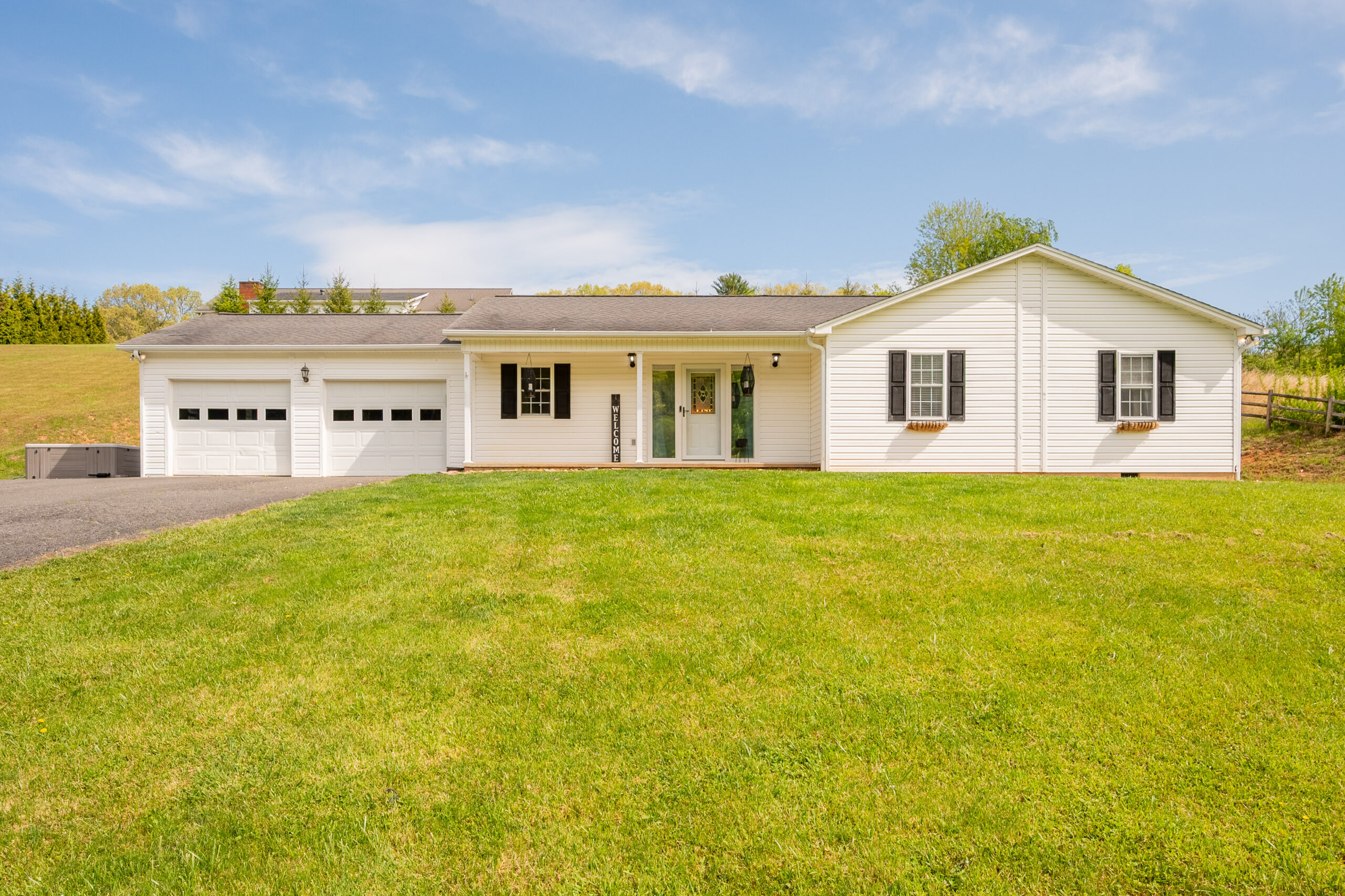 2917 Pipers Gap Rd, Galax, VA 24333
