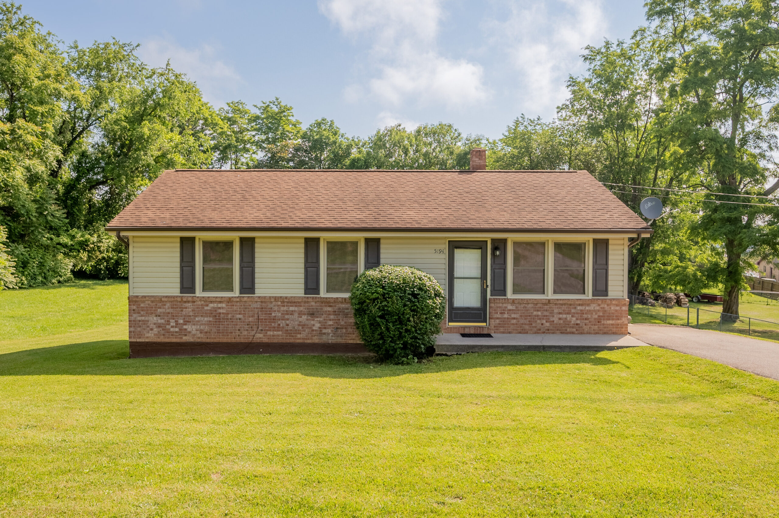5194 Colonial Drive Dublin, VA 24084